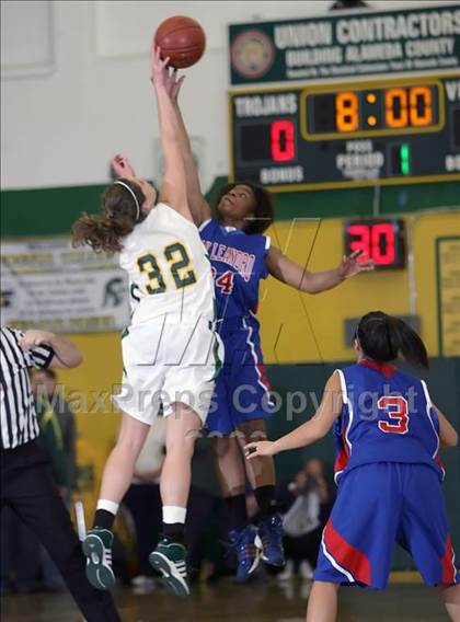 Thumbnail 1 in San Leandro @ Castro Valley photogallery.