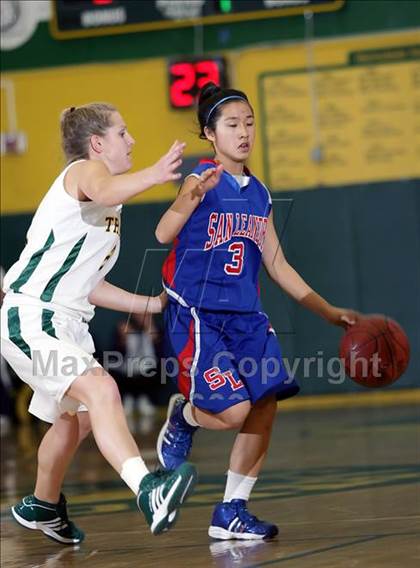 Thumbnail 3 in San Leandro @ Castro Valley photogallery.