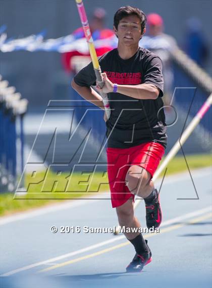 Thumbnail 1 in Bruin Legends of Track & Field Invitational photogallery.