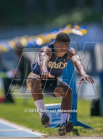 Thumbnail 1 in Bruin Legends of Track & Field Invitational photogallery.