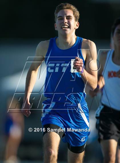 Thumbnail 1 in Bruin Legends of Track & Field Invitational photogallery.