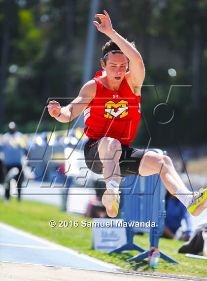 Thumbnail 1 in Bruin Legends of Track & Field Invitational photogallery.