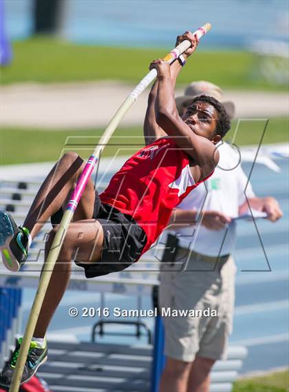 Thumbnail 2 in Bruin Legends of Track & Field Invitational photogallery.