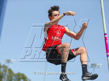 Thumbnail 3 in Bruin Legends of Track & Field Invitational photogallery.