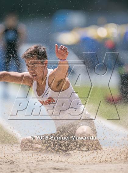 Thumbnail 1 in Bruin Legends of Track & Field Invitational photogallery.