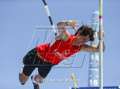 Thumbnail 2 in Bruin Legends of Track & Field Invitational photogallery.