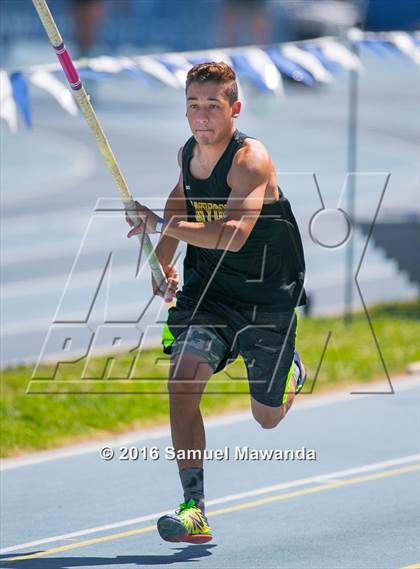 Thumbnail 1 in Bruin Legends of Track & Field Invitational photogallery.