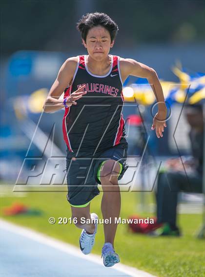 Thumbnail 3 in Bruin Legends of Track & Field Invitational photogallery.