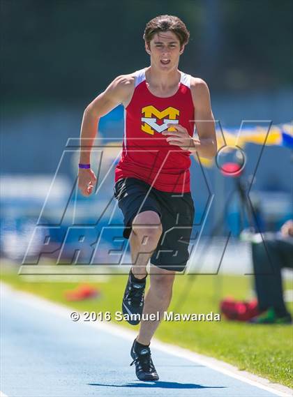 Thumbnail 1 in Bruin Legends of Track & Field Invitational photogallery.