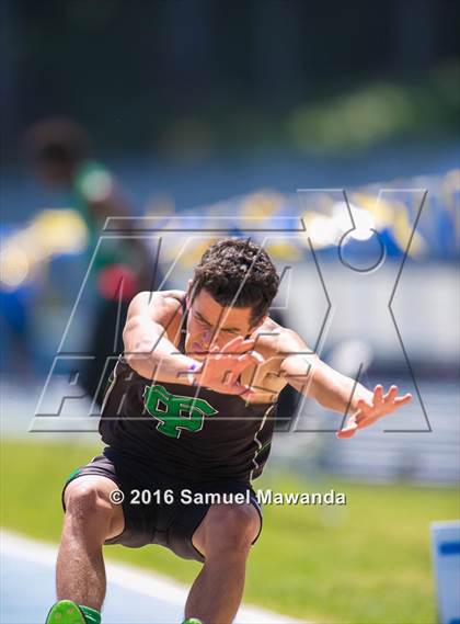 Thumbnail 1 in Bruin Legends of Track & Field Invitational photogallery.