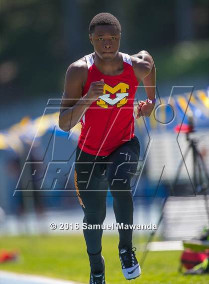 Thumbnail 2 in Bruin Legends of Track & Field Invitational photogallery.