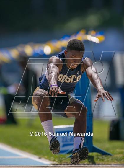 Thumbnail 3 in Bruin Legends of Track & Field Invitational photogallery.