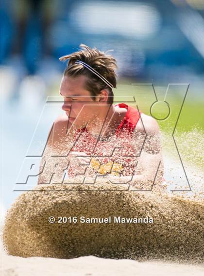 Thumbnail 1 in Bruin Legends of Track & Field Invitational photogallery.