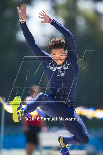 Thumbnail 1 in Bruin Legends of Track & Field Invitational photogallery.
