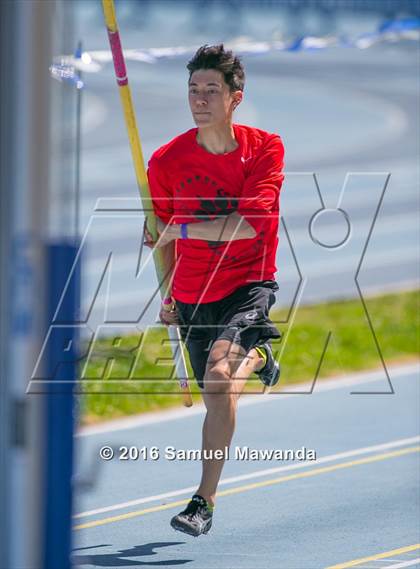 Thumbnail 3 in Bruin Legends of Track & Field Invitational photogallery.