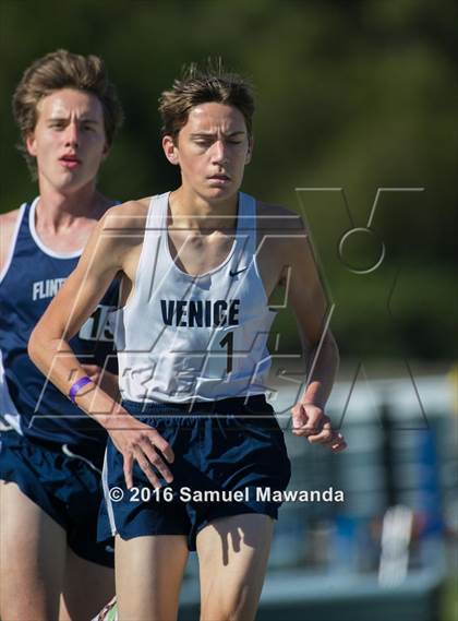 Thumbnail 3 in Bruin Legends of Track & Field Invitational photogallery.
