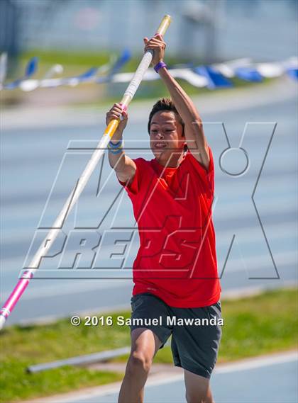 Thumbnail 1 in Bruin Legends of Track & Field Invitational photogallery.