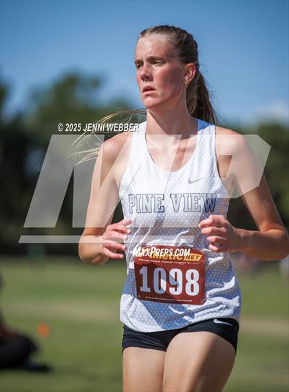 Thumbnail 2 in Larry Burgess Invitational B photogallery.