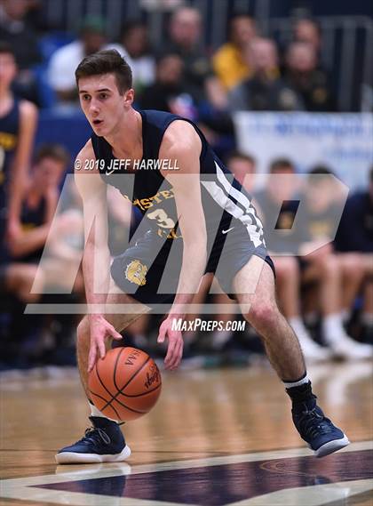 Thumbnail 3 in St. Vincent-St. Mary vs. Olmsted Falls (OHSAA DI Regional Semifinal) photogallery.