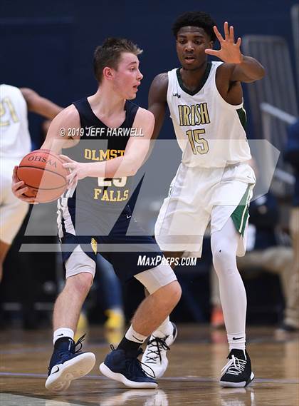 Thumbnail 3 in St. Vincent-St. Mary vs. Olmsted Falls (OHSAA DI Regional Semifinal) photogallery.