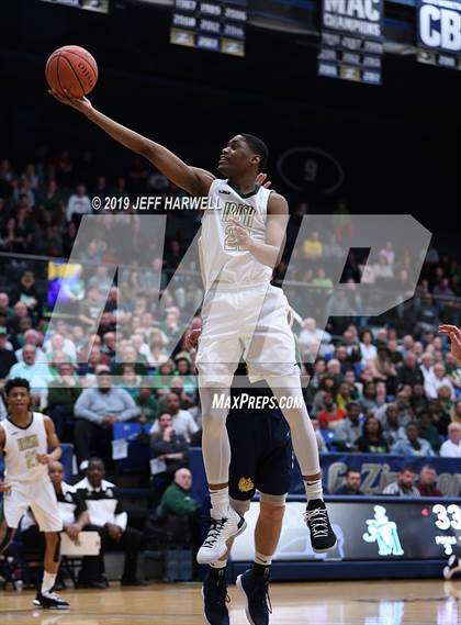 Thumbnail 3 in St. Vincent-St. Mary vs. Olmsted Falls (OHSAA DI Regional Semifinal) photogallery.