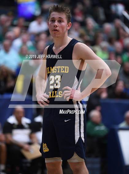 Thumbnail 2 in St. Vincent-St. Mary vs. Olmsted Falls (OHSAA DI Regional Semifinal) photogallery.