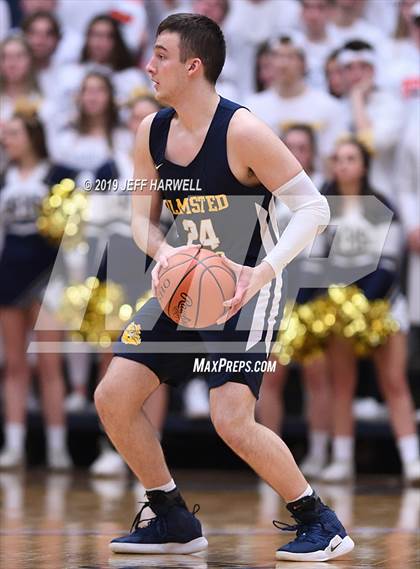 Thumbnail 1 in St. Vincent-St. Mary vs. Olmsted Falls (OHSAA DI Regional Semifinal) photogallery.