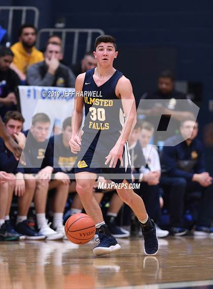 Thumbnail 2 in St. Vincent-St. Mary vs. Olmsted Falls (OHSAA DI Regional Semifinal) photogallery.