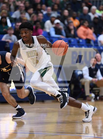 Thumbnail 3 in St. Vincent-St. Mary vs. Olmsted Falls (OHSAA DI Regional Semifinal) photogallery.