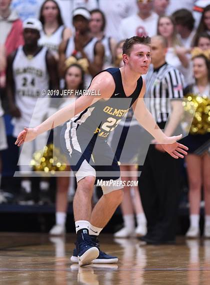 Thumbnail 2 in St. Vincent-St. Mary vs. Olmsted Falls (OHSAA DI Regional Semifinal) photogallery.