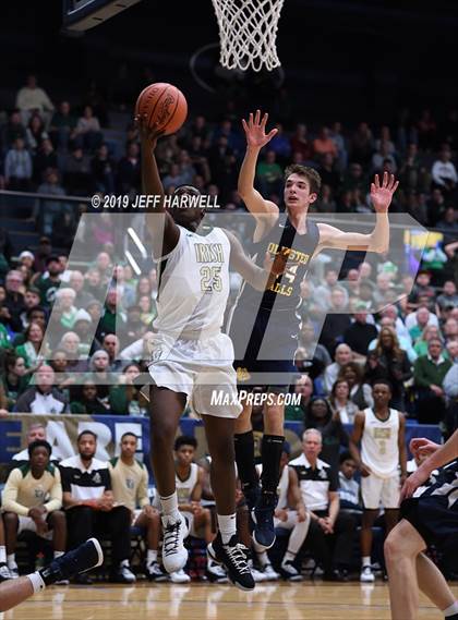 Thumbnail 1 in St. Vincent-St. Mary vs. Olmsted Falls (OHSAA DI Regional Semifinal) photogallery.