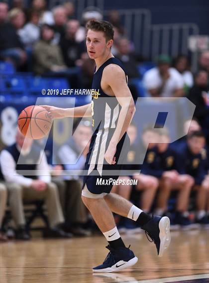 Thumbnail 1 in St. Vincent-St. Mary vs. Olmsted Falls (OHSAA DI Regional Semifinal) photogallery.