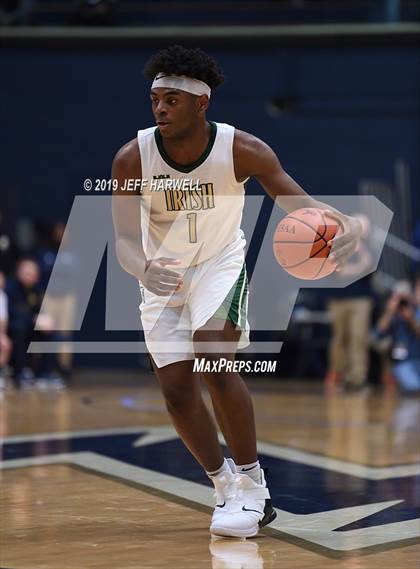 Thumbnail 2 in St. Vincent-St. Mary vs. Olmsted Falls (OHSAA DI Regional Semifinal) photogallery.