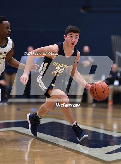 Thumbnail 2 in St. Vincent-St. Mary vs. Olmsted Falls (OHSAA DI Regional Semifinal) photogallery.