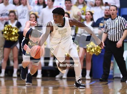 Thumbnail 2 in St. Vincent-St. Mary vs. Olmsted Falls (OHSAA DI Regional Semifinal) photogallery.