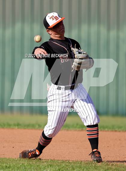 Thumbnail 3 in Collinsville @ Tom Bean photogallery.