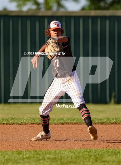 Thumbnail 3 in Collinsville @ Tom Bean photogallery.