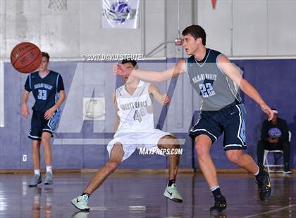 Thumbnail 2 in Pleasant Valley vs. Liberty Ranch (St. Hope Elite Classic) photogallery.