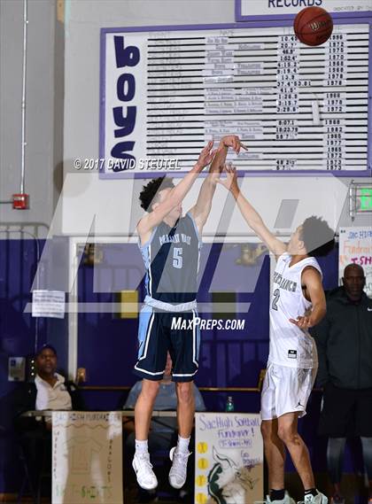 Thumbnail 3 in Pleasant Valley vs. Liberty Ranch (St. Hope Elite Classic) photogallery.