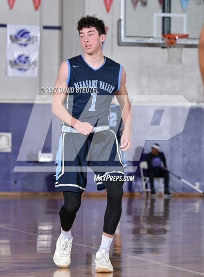 Thumbnail 1 in Pleasant Valley vs. Liberty Ranch (St. Hope Elite Classic) photogallery.