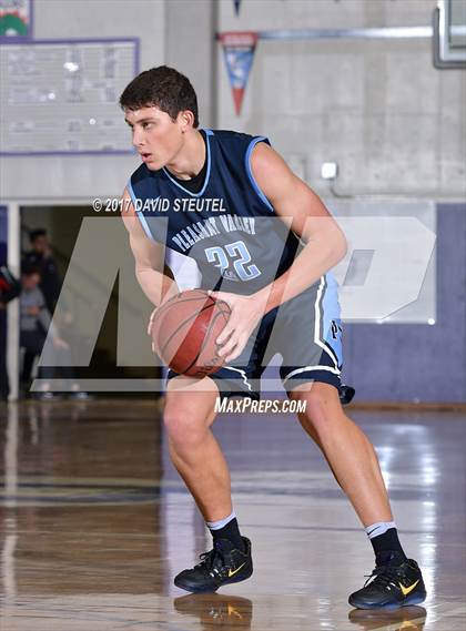 Thumbnail 3 in Pleasant Valley vs. Liberty Ranch (St. Hope Elite Classic) photogallery.