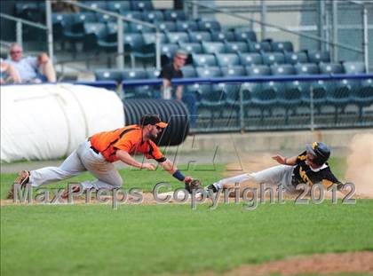 Thumbnail 3 in Amity Regional vs. Shelton (SCC Final) photogallery.