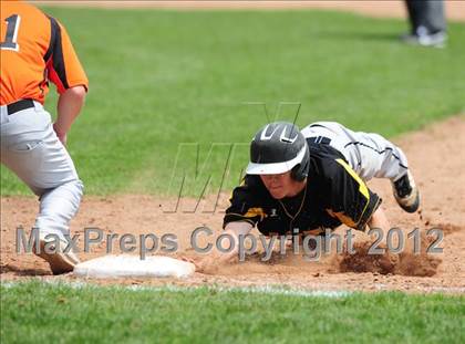 Thumbnail 3 in Amity Regional vs. Shelton (SCC Final) photogallery.