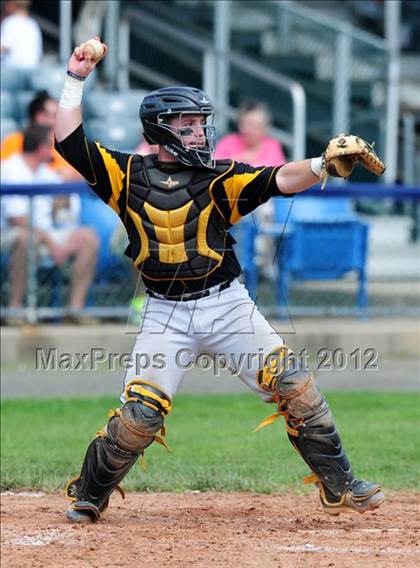 Thumbnail 3 in Amity Regional vs. Shelton (SCC Final) photogallery.