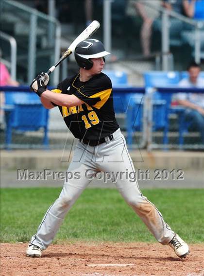 Thumbnail 3 in Amity Regional vs. Shelton (SCC Final) photogallery.