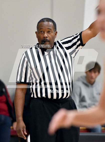 Thumbnail 1 in Dixon vs. Durham (Jim Ernst Classic) photogallery.