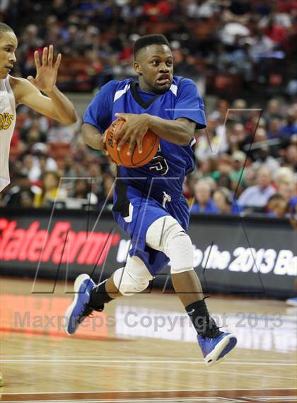 Thumbnail 2 in Mumford vs. Triple A Academy (UIL 1A Final) photogallery.
