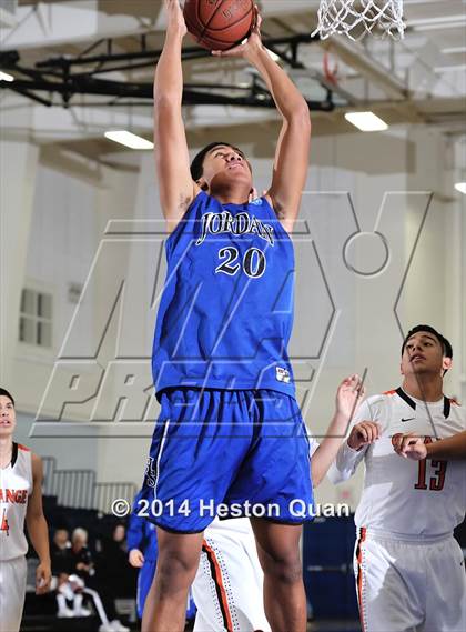 Thumbnail 1 in Jordan vs. Orange (Orange Holiday Classic) photogallery.