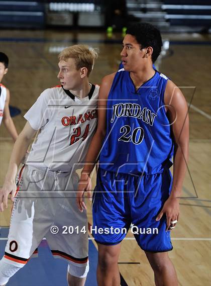 Thumbnail 2 in Jordan vs. Orange (Orange Holiday Classic) photogallery.