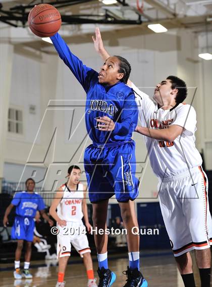 Thumbnail 2 in Jordan vs. Orange (Orange Holiday Classic) photogallery.